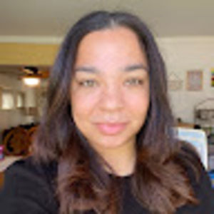 Meet your Posher, Taina